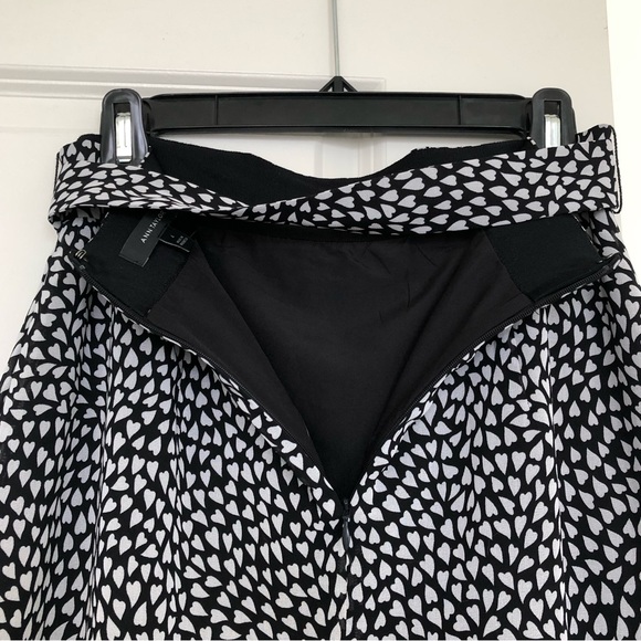 Heart pattern skirt - Picture 6 of 8